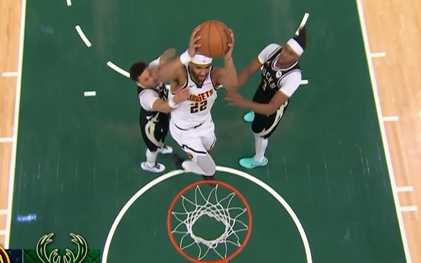 kaiyun-势如破竹！纳吉反击切入接球双手暴扣打停雄鹿