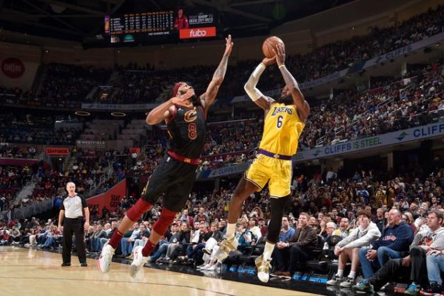 开云体育下载-湖人最近3战2胜，比成绩更值得高兴的是全队心态