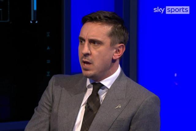 开云APP-加里·内维尔：曼联仍有三大软肋 博格巴值得同情